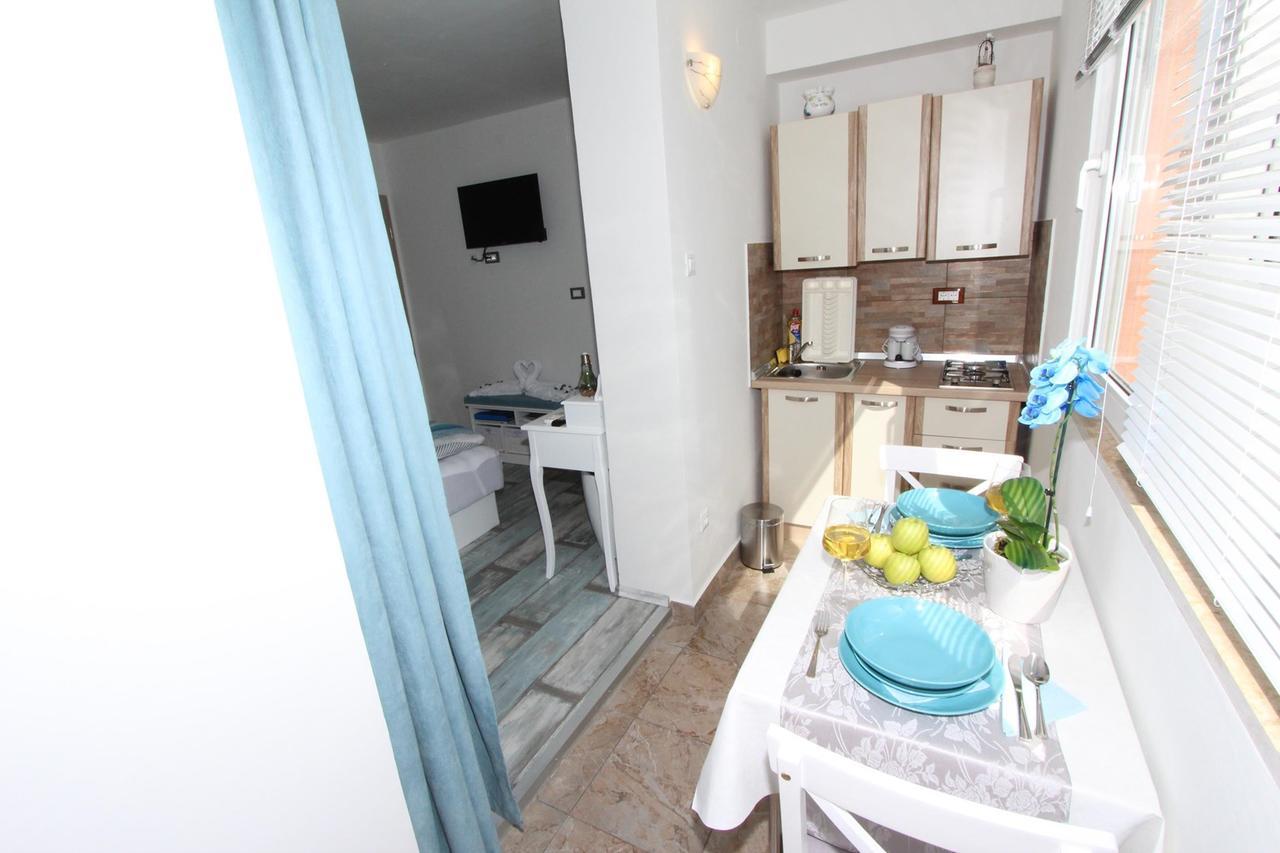 Studio Orhidea Blu Ровінь Екстер'єр фото