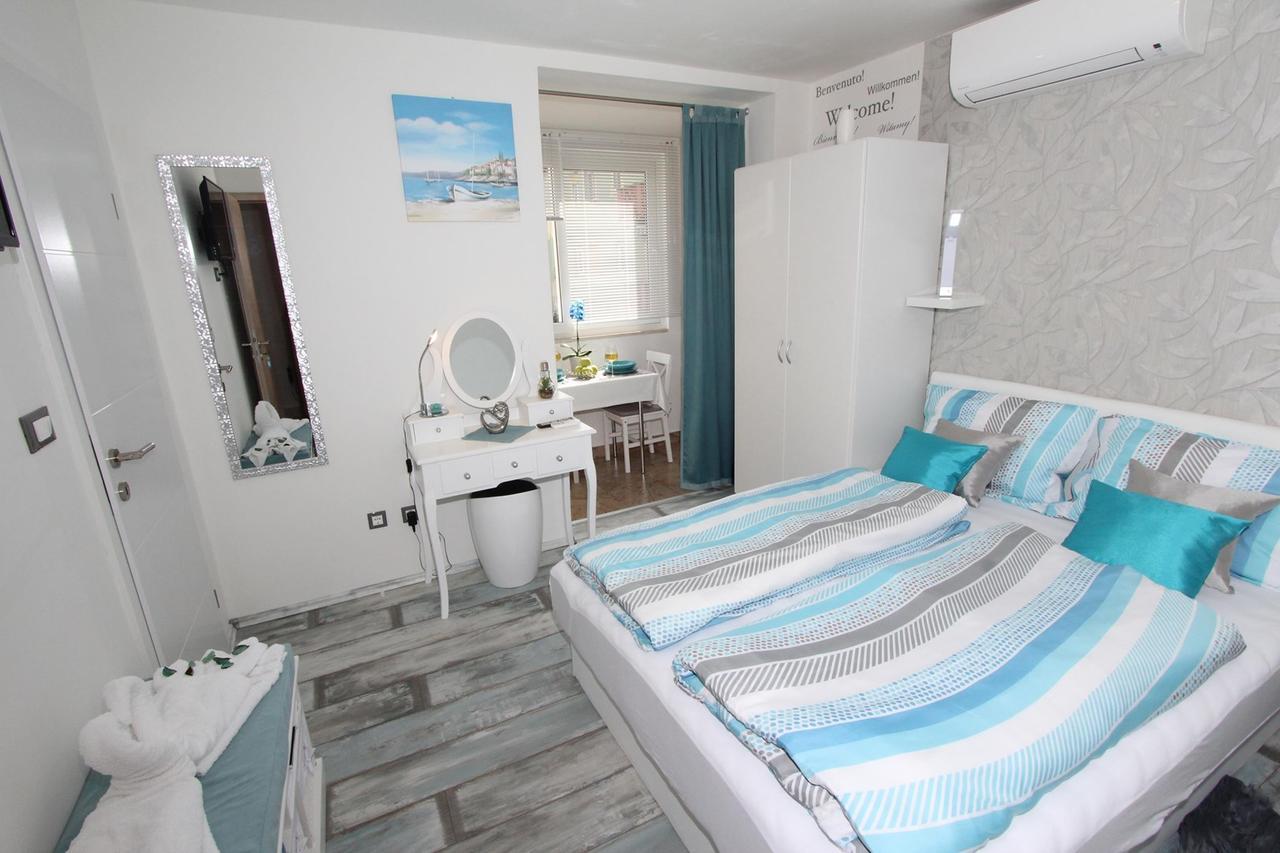 Studio Orhidea Blu Ровінь Екстер'єр фото